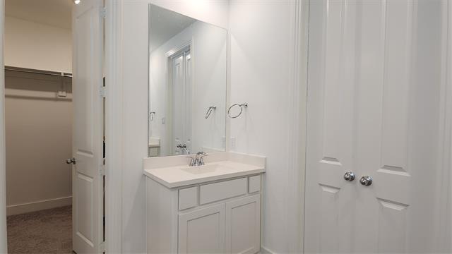 Building Photo - 3124 Engelman Dr