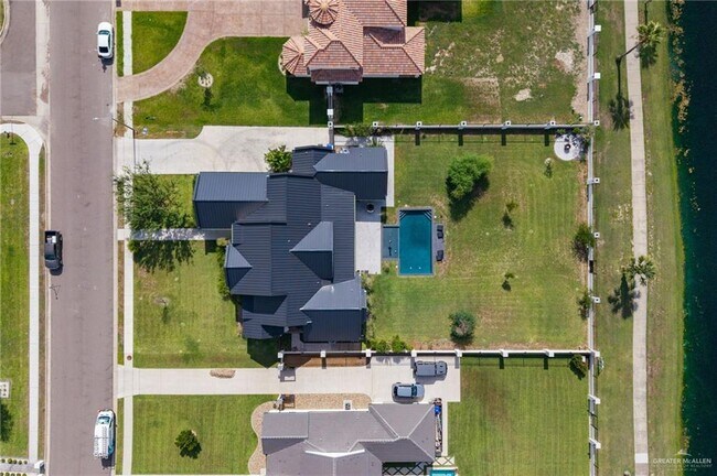 Building Photo - 34 Elk Run Dr