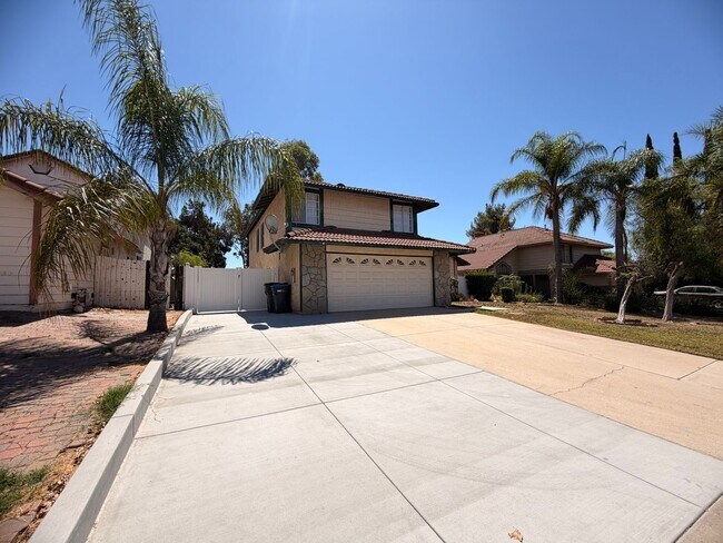 Building Photo - 12658 Heartleaf St