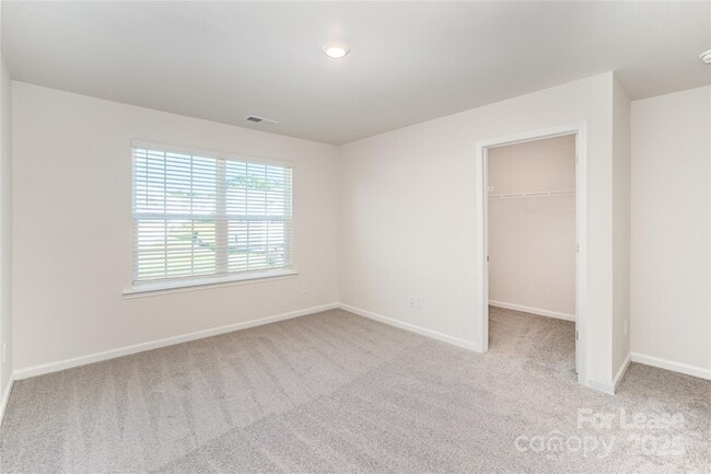 Building Photo - 5110 Hyrule Dr