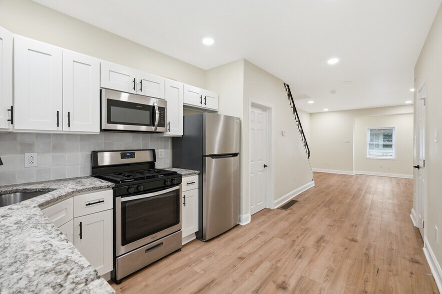 Building Photo - 1441 S Marston St