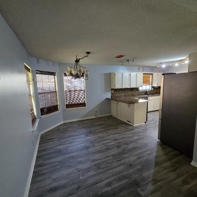 Building Photo - 4265 Antioch Rd