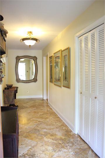 Building Photo - Gorgeous 4/3 Home with fenced yard and garage