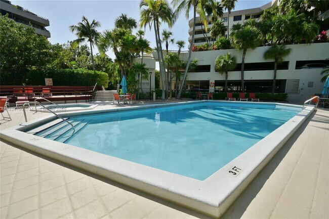 Building Photo - 170 Ocean Ln Dr