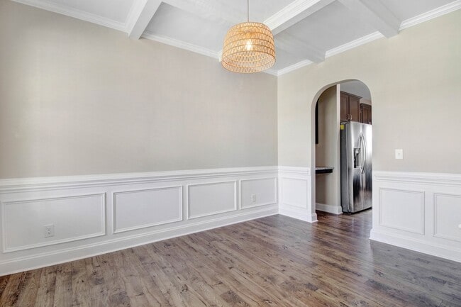 Building Photo - 301 Korbel Dr