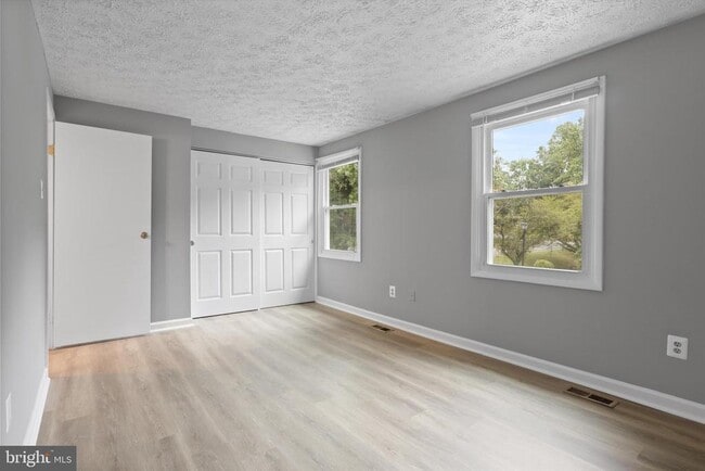 Building Photo - 8353 Fern Leaf Ct