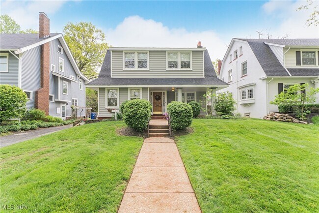 Primary Photo - 1465 W Clifton Blvd