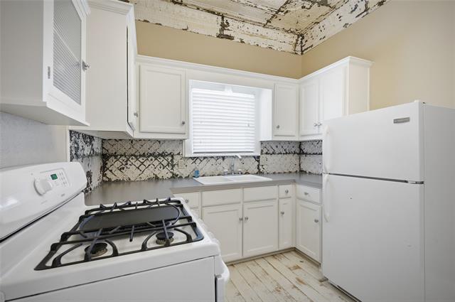 Building Photo - 108 N Eddy Ave