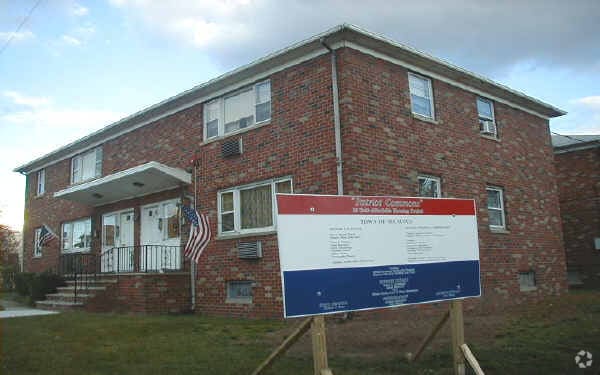 Primary Photo - Patriot Commons