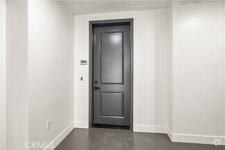 Building Photo - 11714 Archwood St