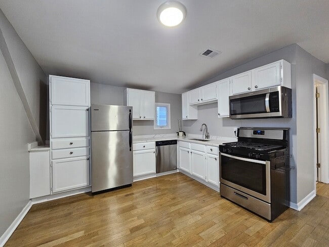 Building Photo - 2623 N Emmett St