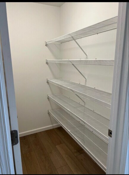 Building Photo - 823 Navajo Trail