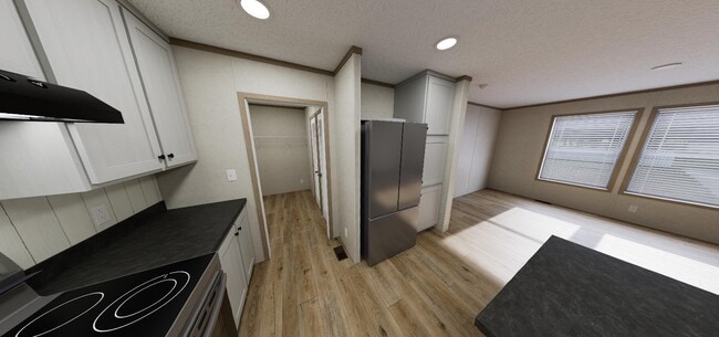 Building Photo - 217 Maple