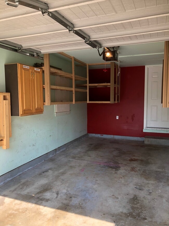 Building Photo - 1708 S Clifton Ave