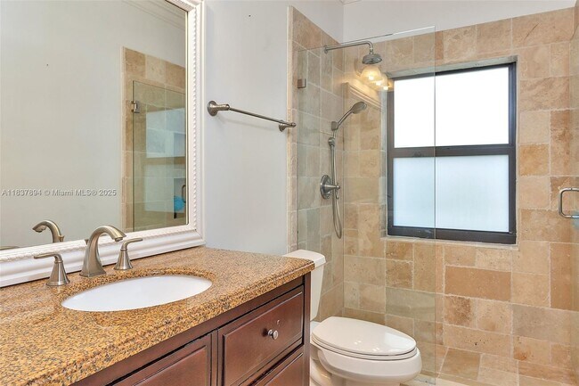 Building Photo - 3500 Fairfax Ln