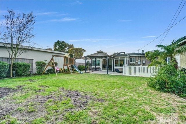 Building Photo - 2354 Snowden Ave