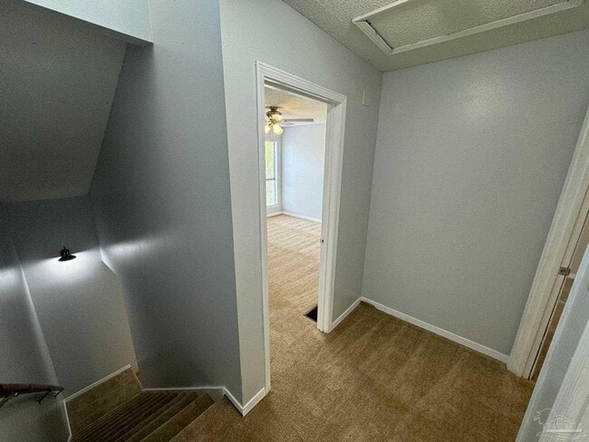 Building Photo - 2810 Villa Woods Cir