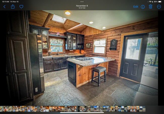 Building Photo - 27 Ann St