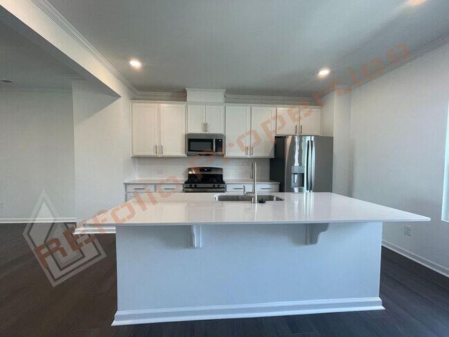Building Photo - BRAND NEW- Spacious 4 Bedroom, 3 Bathroom ...