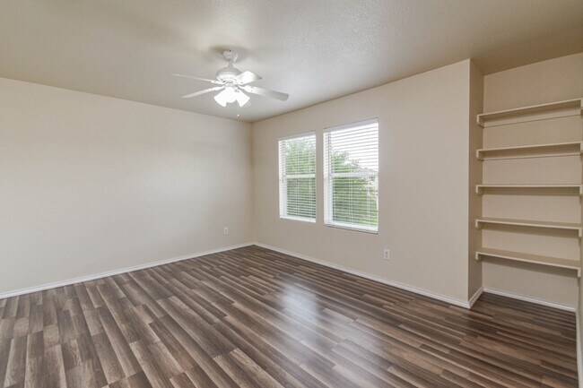 Building Photo - 19807 Mallard Point Ct