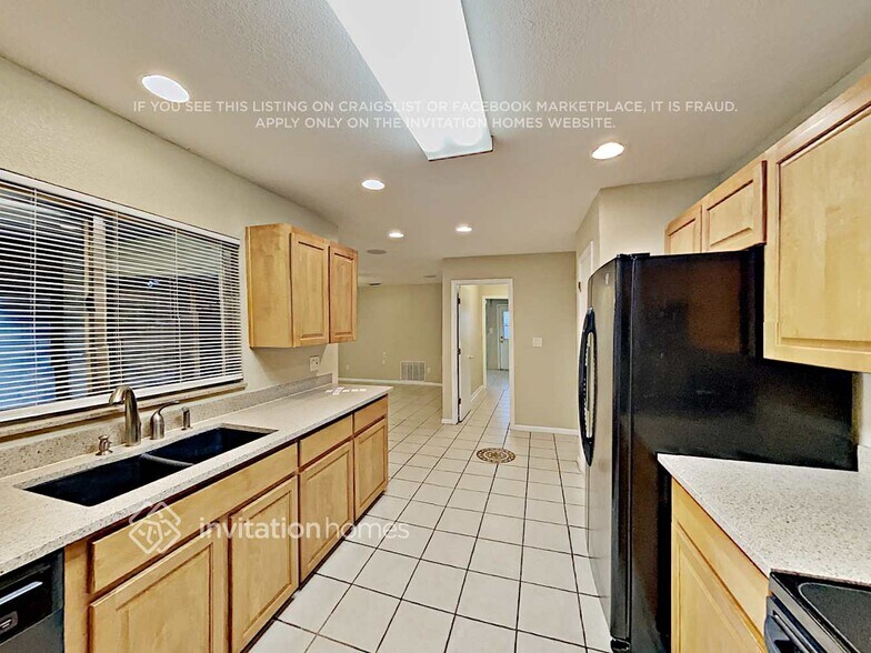 Building Photo - 2303 Wekiva Ridge Rd