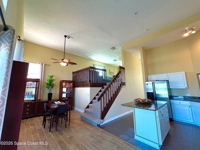 Building Photo - 799 Shell St