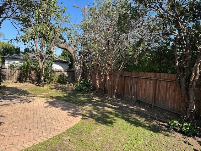 Building Photo - 5368 Crebs Ave