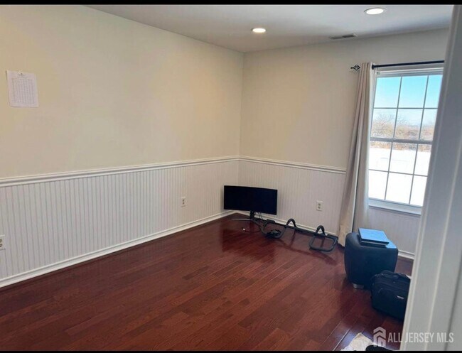 Building Photo - 5 Gunther Loop