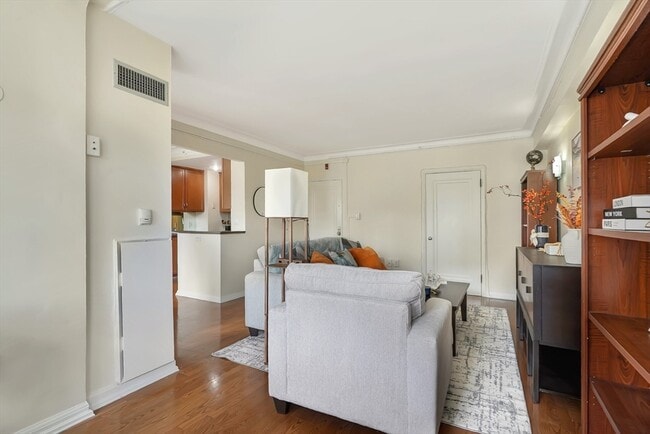 Building Photo - 20 Chapel St