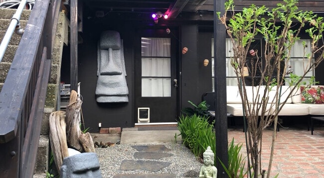 Building Photo - 4136 Beach Dr SW