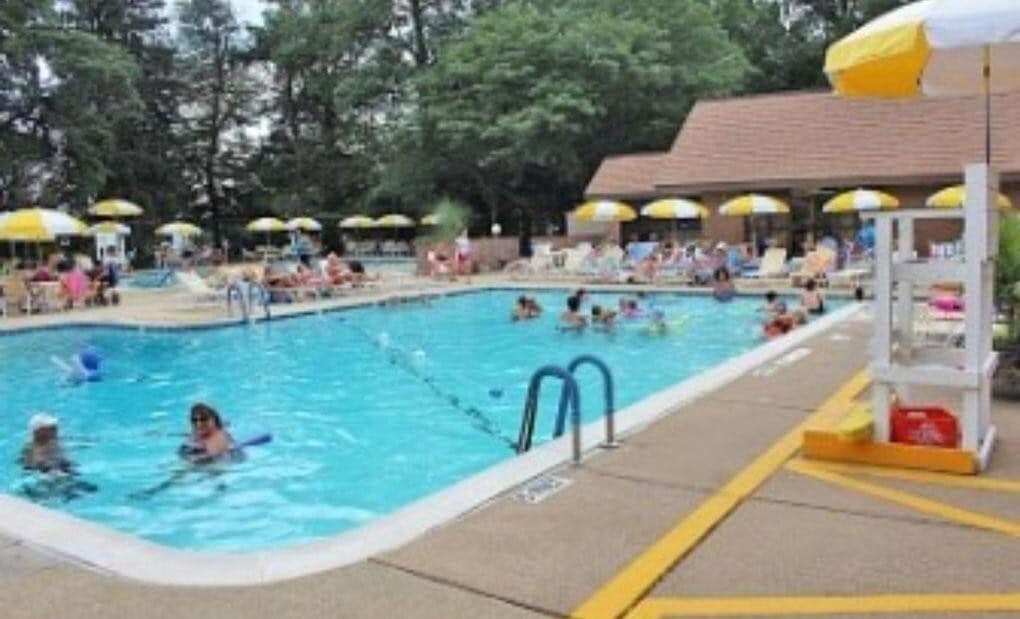 Building Photo - 57003 Delaire Landing Rd