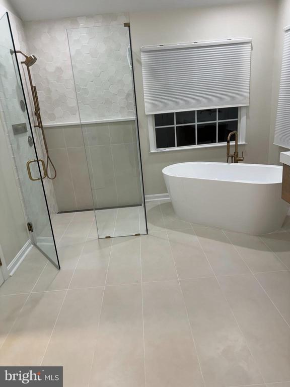 Building Photo - 46342 Summerhill Pl