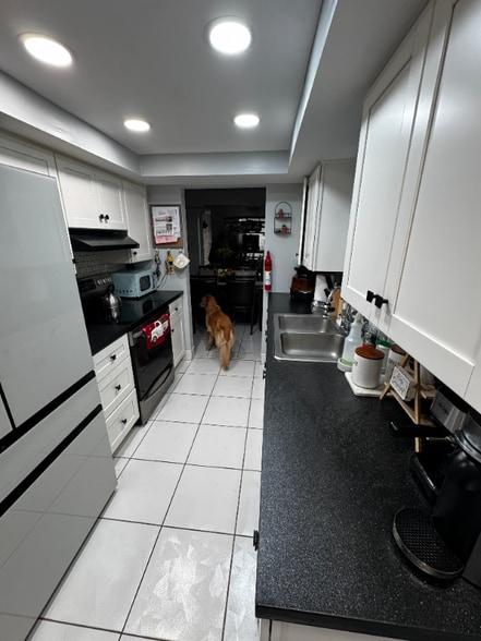 Building Photo - 7109 NW 66th St