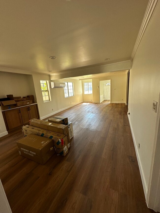 Living room and bar area - 349 W Lomita Ave