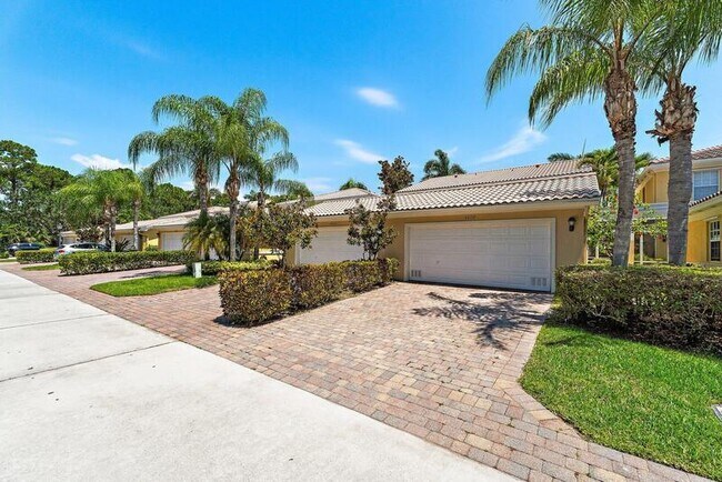Building Photo - 4526 Illicium Dr