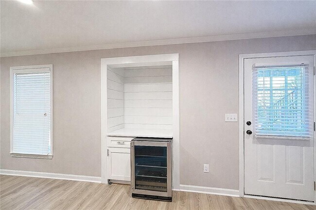 Building Photo - 5177 Dovecote Trail