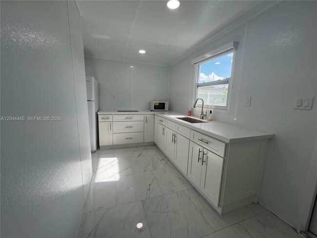 Building Photo - 30705 SW 194th Ave