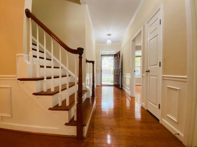 Building Photo - Luxury 3 Bedroom  Townhome in South Durham...