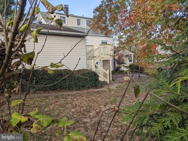 Building Photo - 137 Holden Dr