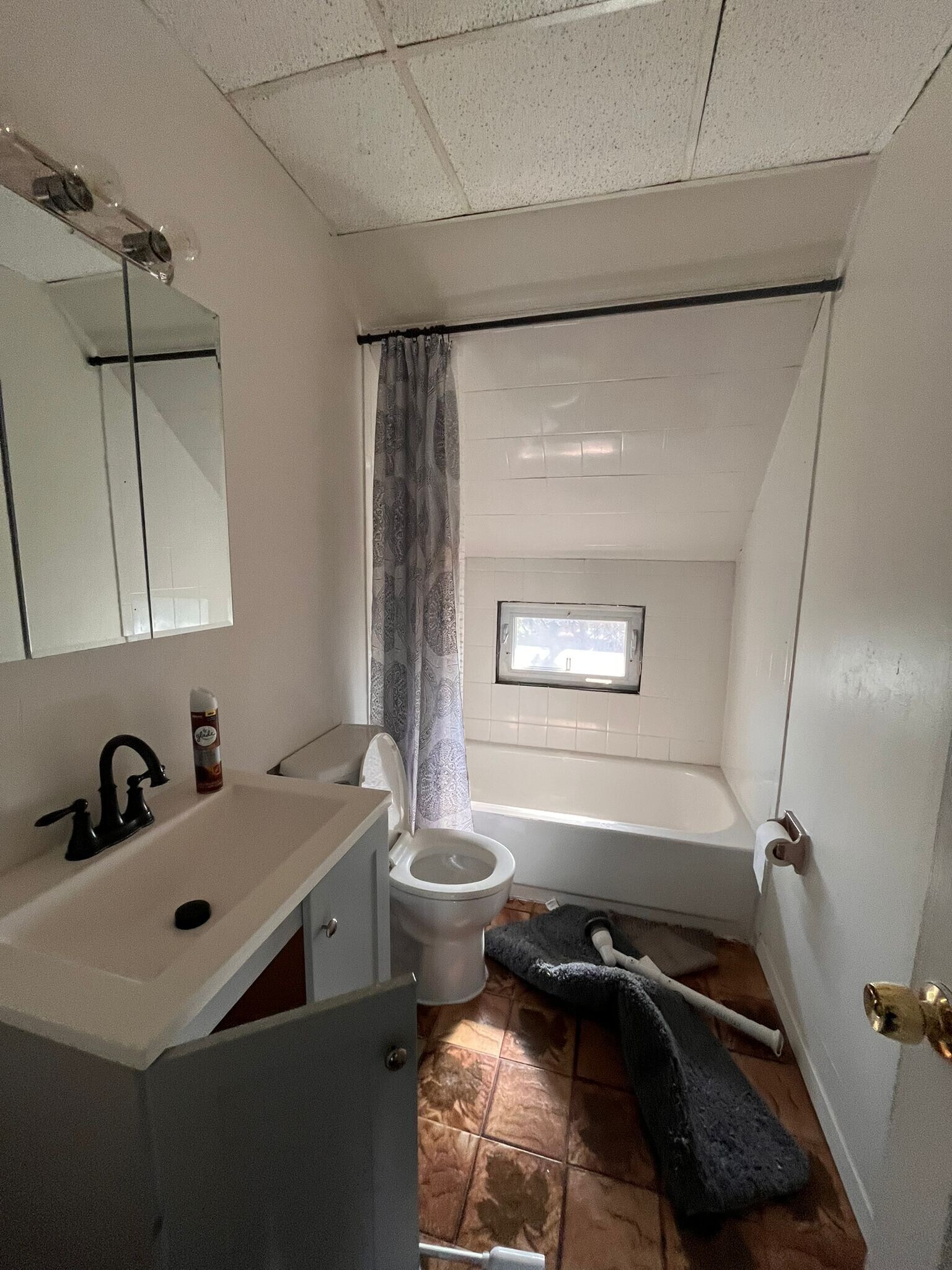 Building Photo - 68 W 24th St