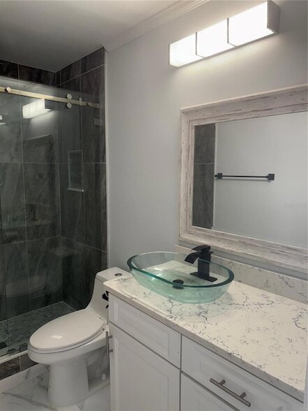 Building Photo - 5617 Gateway Dr