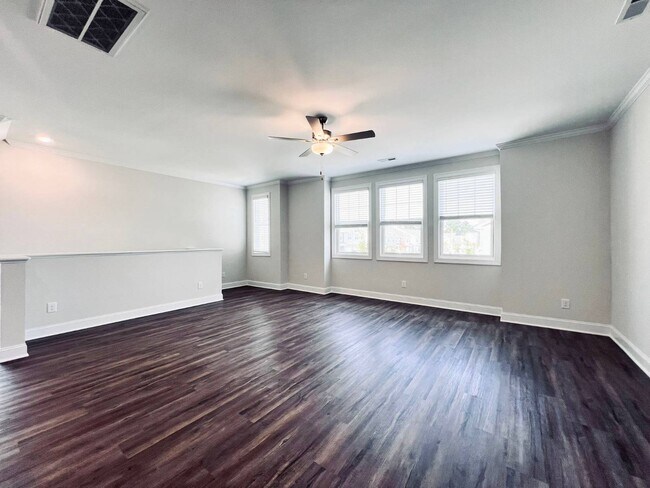 Building Photo - 5220 Stream Stone Way