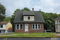 Building Photo - 782 Center St