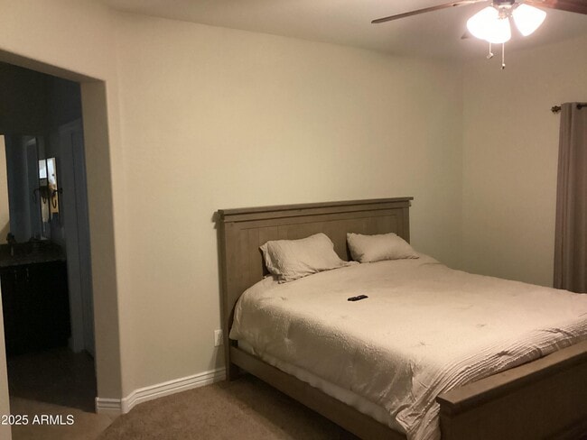 Building Photo - 18696 W Illini St