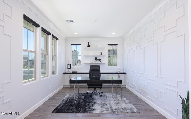 Building Photo - 948 W Yosemite Dr