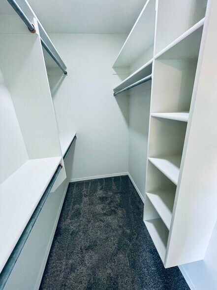 Building Photo - 223 S Fairland Ave