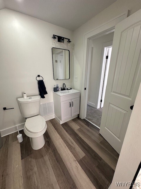 Building Photo - 58 Montrose Ave