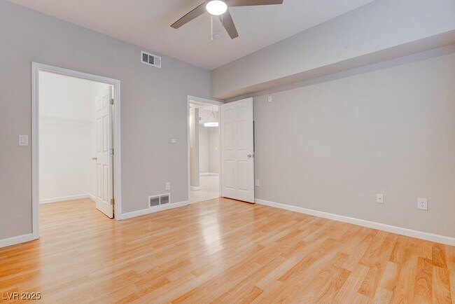 Building Photo - 6650 W Warm Springs Rd