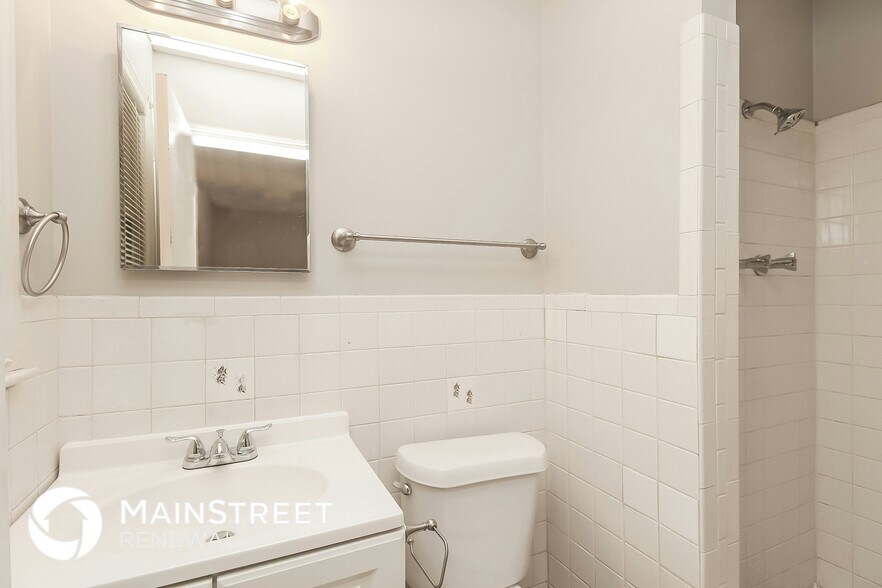 Building Photo - 8617 E 114th Terrace