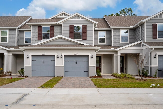 Building Photo - 2814 Raindrop Run St